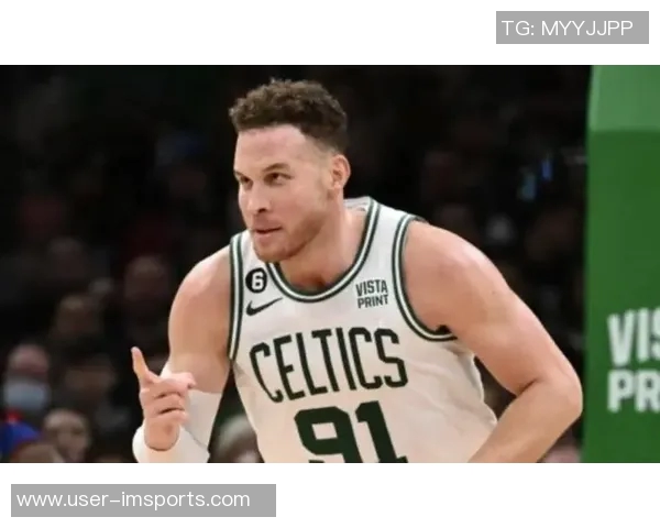 有杀伤!特雷墨菲半场9中3拿到13分6板罚球6中6 有杀伤!特雷墨菲半场9中3拿到13分6板罚球6中6